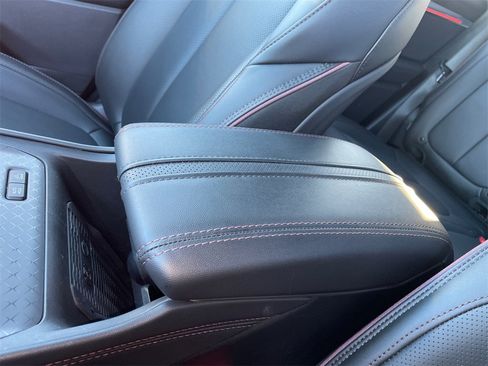 Used 2025 Jeep Wagoneer Launch Edition w/ Trailer Tow Group image 19