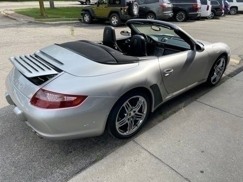 Used 2007 Porsche 911 Cabriolet image 6