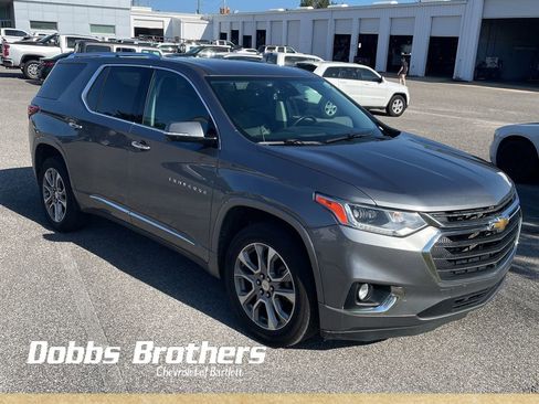 Used 2020 Chevrolet Traverse Premier image 5