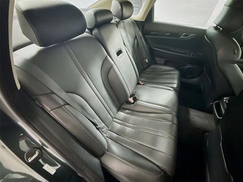 Used 2023 Genesis G80 2.5T image 21