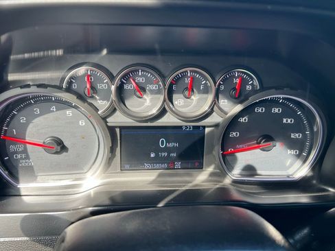 Used 2019 Chevrolet Silverado 1500 LT w/ All-Star Edition AWD/4WD image 39