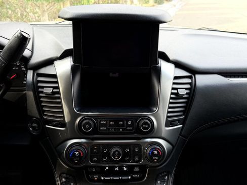 Used 2015 Chevrolet Tahoe LTZ image 46