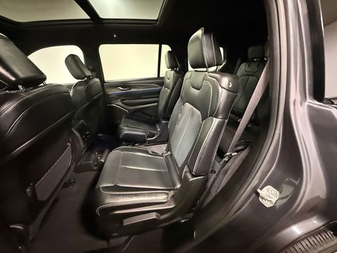 Used 2024 Jeep Grand Cherokee L Overland w/ Trailer Tow Package image 8