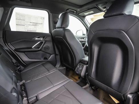 Certified 2025 BMW X1 xDrive28i w/ Convenience Package image 23