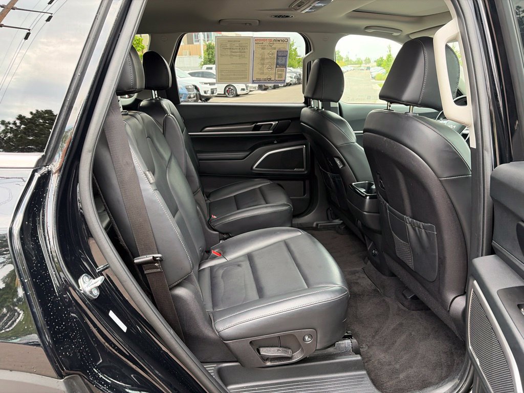 Used 2025 Kia Telluride S AWD/4WD image 16