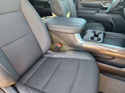 Used 2025 Chevrolet Silverado 2500 LT w/ Trail Boss Package image 13