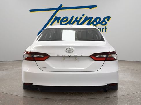 Used 2022 Toyota Camry LE image 7