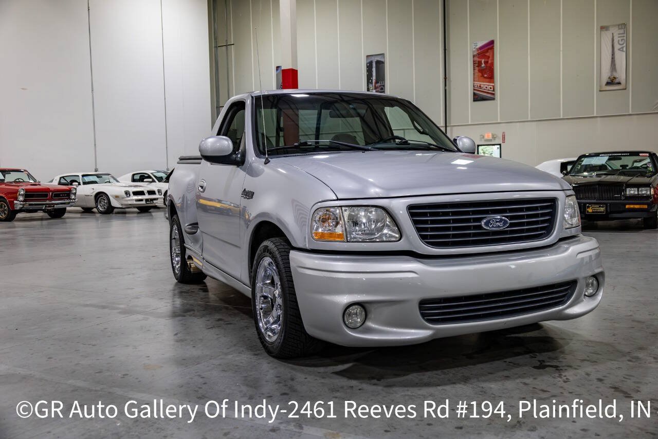 Used 2001 Ford F150 Lightning RWD image 36