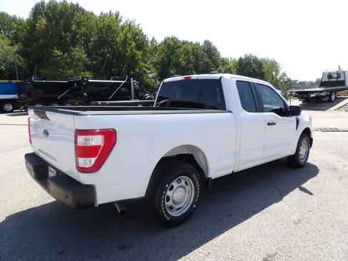 Used 2021 Ford F150 XL w/ Equipment Group 101A High RWD image 8