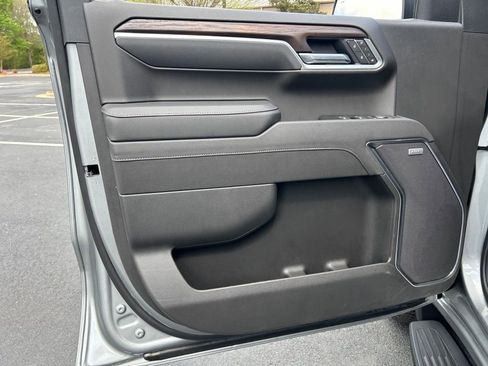 Used 2025 GMC Sierra 1500 SLT w/ SLT Premium Package image 60