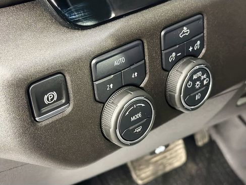 Used 2025 Chevrolet Silverado 1500 RST w/ Protection Package AWD/4WD image 10