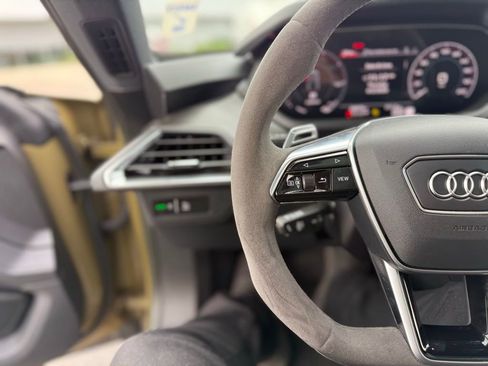 Used 2023 Audi e-tron GT Premium Plus w/ Performance Package image 7