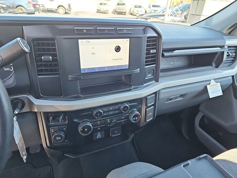 Used 2024 Ford F250 XLT image 20
