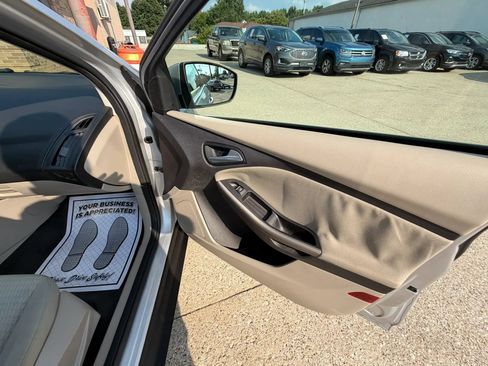 Used 2012 Ford Focus SEL FWD image 14