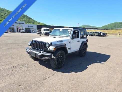 Certified 2022 Jeep Wrangler Sport AWD/4WD image 1