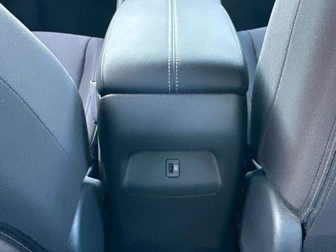 New 2025 Nissan Sentra SV w/ All-Weather Package image 31