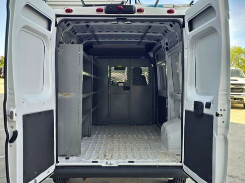 Used 2024 RAM ProMaster 2500 FWD image 13