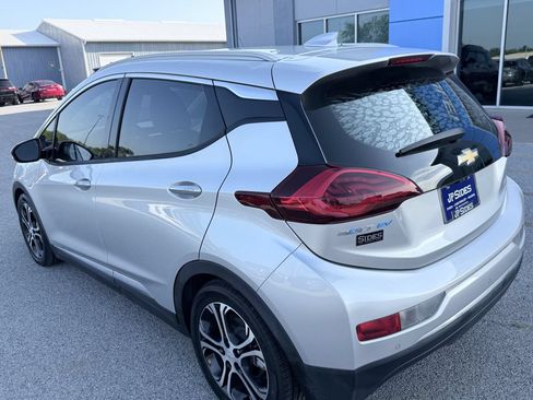Used 2017 Chevrolet Bolt Premier w/ Driver Confidence II Package FWD image 7