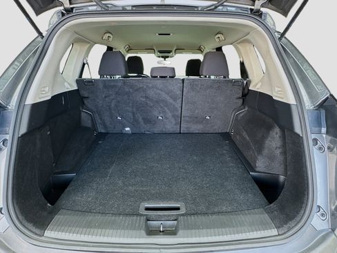 Used 2023 Nissan Rogue SV FWD image 17