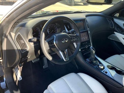 Used 2017 INFINITI Q60 3.0t Sport image 16