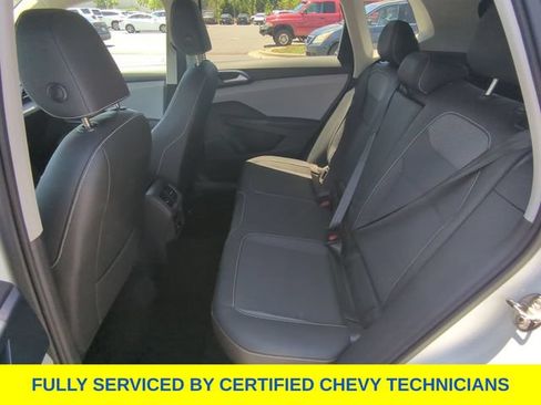 Used 2024 Volkswagen Taos SE FWD image 38