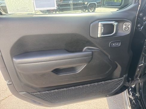 Certified 2025 Jeep Wrangler Unlimited Rubicon 4xe w/ Safety Group image 13