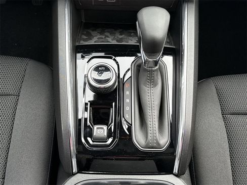 New 2026 GMC Canyon Elevation w/ Convenience Package image 22