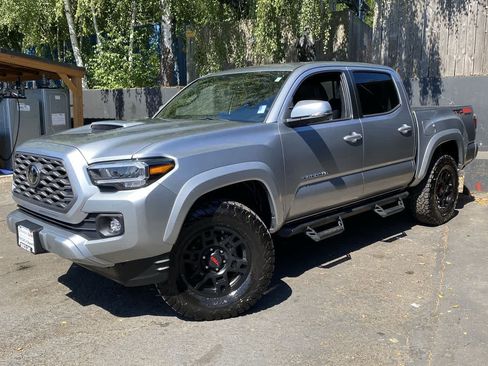 Used 2023 Toyota Tacoma TRD Sport w/ TRD Premium Sport Package AWD/4WD image 1