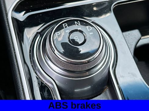 Used 2019 Ford Edge SEL w/ Equipment Group 201A AWD/4WD image 12