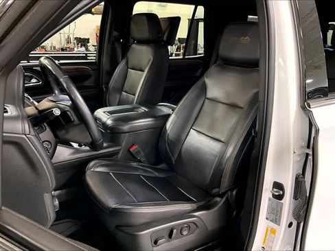 Used 2021 Chevrolet Tahoe High Country w/ Premium Package image 8