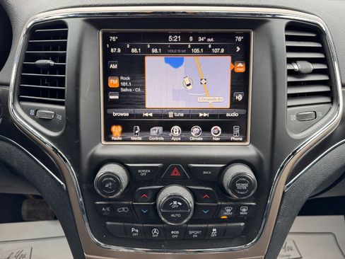 Used 2016 Jeep Grand Cherokee Limited image 23