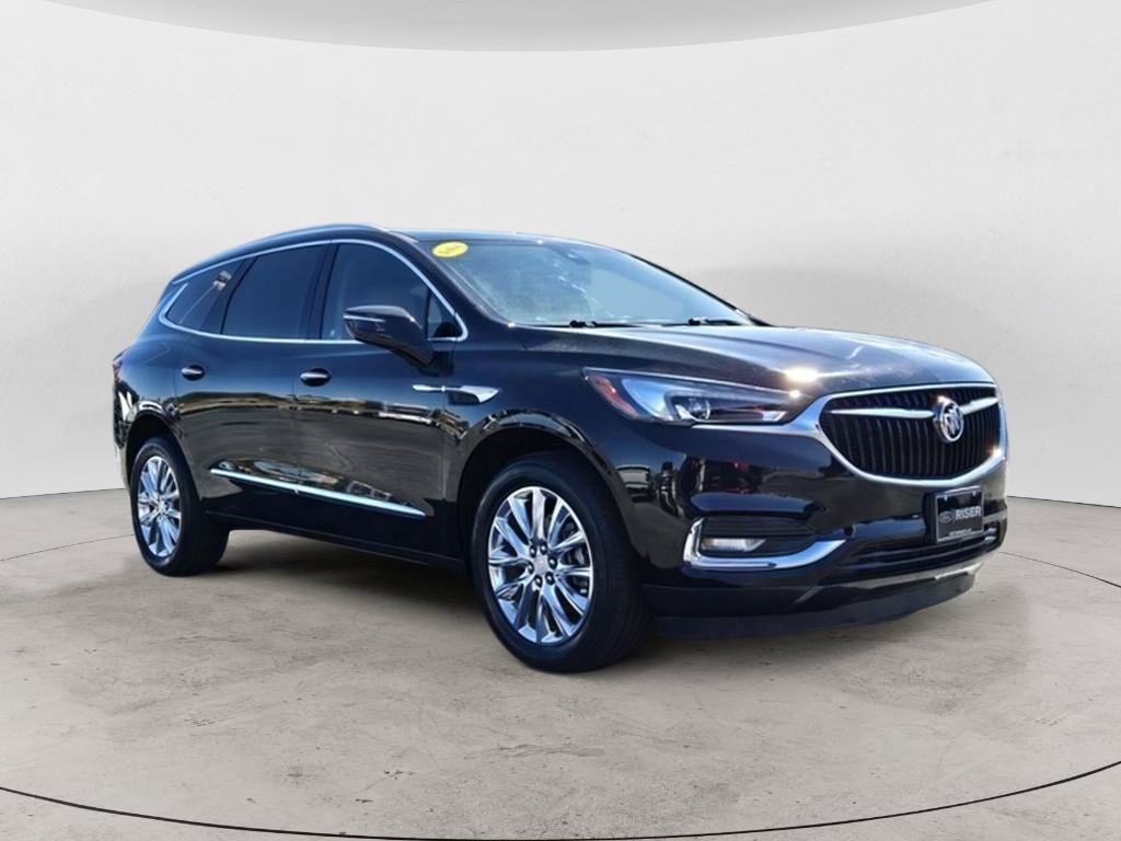 Used 2020 Buick Enclave Premium w/ Sun and Sites Package FWD image 1