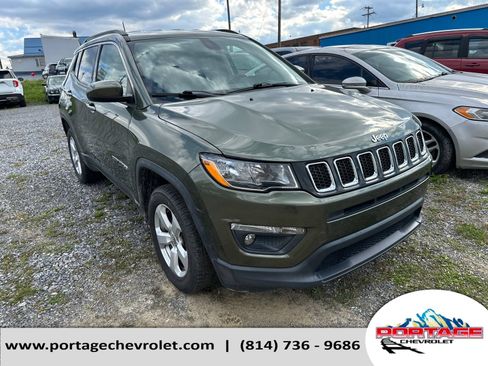 Used 2019 Jeep Compass Latitude w/ Cold Weather Group AWD/4WD image 7