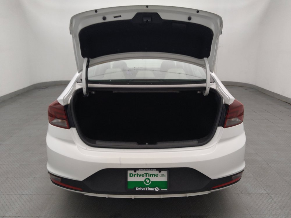 Used 2020 Hyundai Elantra SE FWD image 29