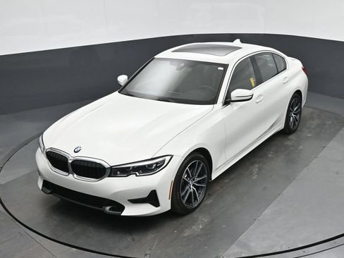 Used 2019 BMW 330i xDrive Sedan w/ Convenience Package AWD/4WD image 55