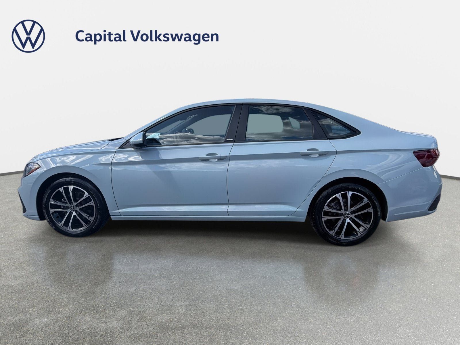 Used 2026 Volkswagen Jetta Sport FWD image 8