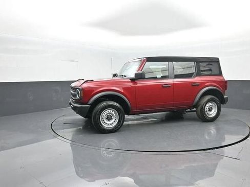 New 2026 Ford Bronco 4-Door AWD/4WD image 4