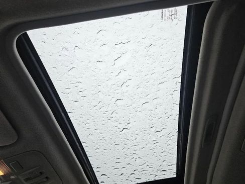 Used 2015 Subaru Crosstrek Touring image 16