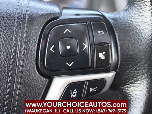 Used 2018 Toyota Sienna XLE w/ XLE Navigation Package image 23