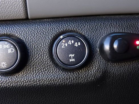 Used 2018 Chevrolet Colorado W/T w/ WT Convenience Package image 9