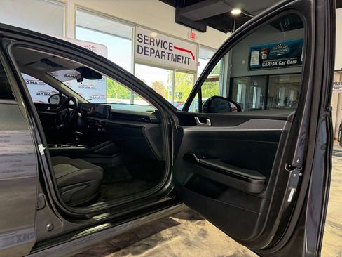 Used 2026 Kia K5 LXS FWD image 38