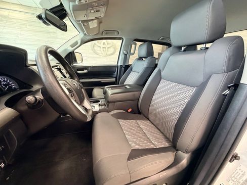 Used 2020 Toyota Tundra SR5 image 7