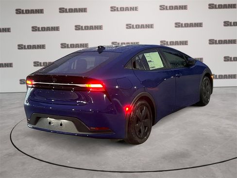 New 2026 Toyota Prius Plug-In Hybrid image 5