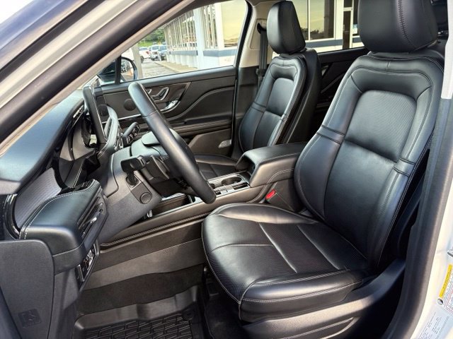Used 2024 Lincoln Corsair AWD w/ Equipment Group 101A image 22