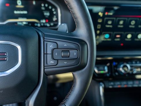 Used 2023 GMC Sierra 1500 AT4 image 30