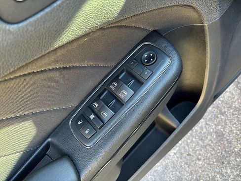 Used 2019 Dodge Charger GT w/ Blacktop Package image 11