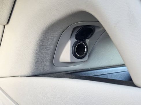 Used 2019 Lincoln Nautilus Reserve image 24