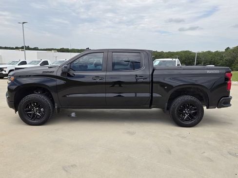 Used 2024 Chevrolet Silverado 1500 LT Trail Boss AWD/4WD image 5