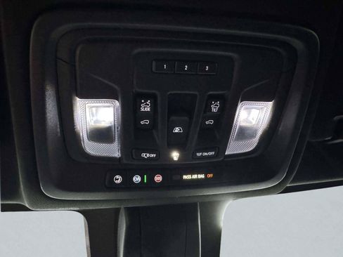 Used 2021 GMC Sierra 1500 AT4 w/ AT4 Premium Package AWD/4WD image 36