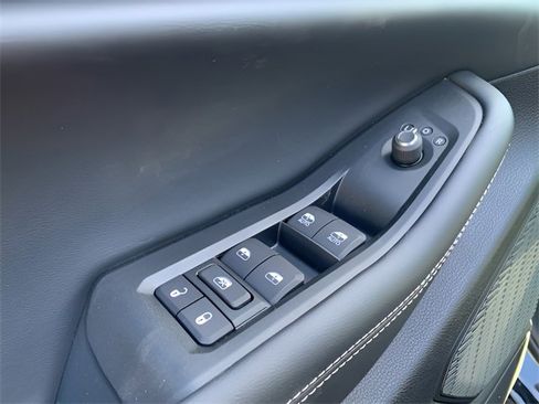 New 2025 Jeep Grand Cherokee L Limited w/ Luxury Tech Group II image 17